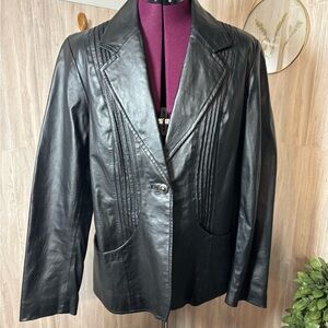 Denim & Company Elegant 100% Black Leather Jacket for Women